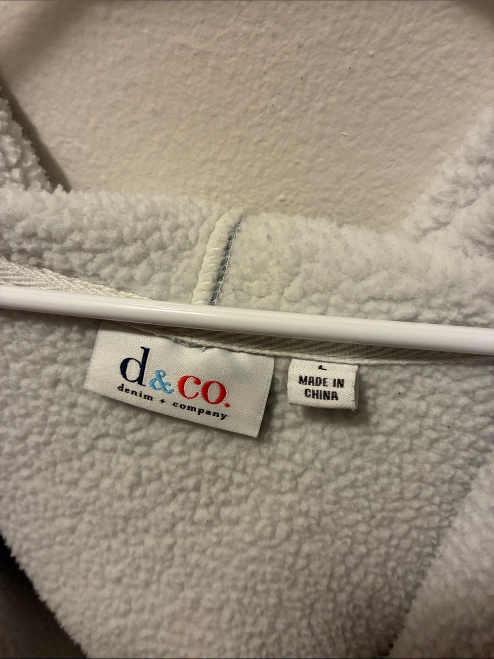 D&CO Jacket - Picture 3 of 4